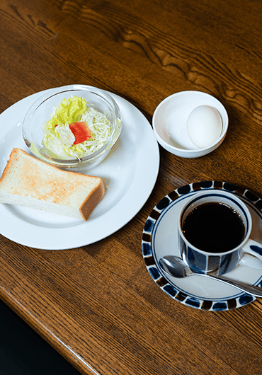 一日中モーニングが楽しめる、ちょっとレトロな喫茶店ミムロウの様子01