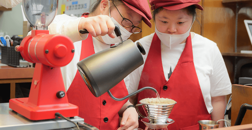 一日中モーニングが楽しめる、ちょっとレトロな喫茶店ミムロウの様子02